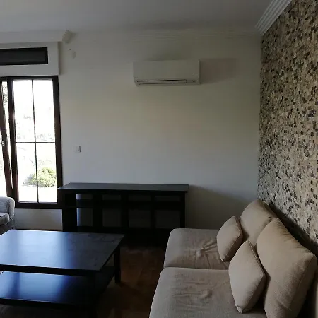 Loca Villa *